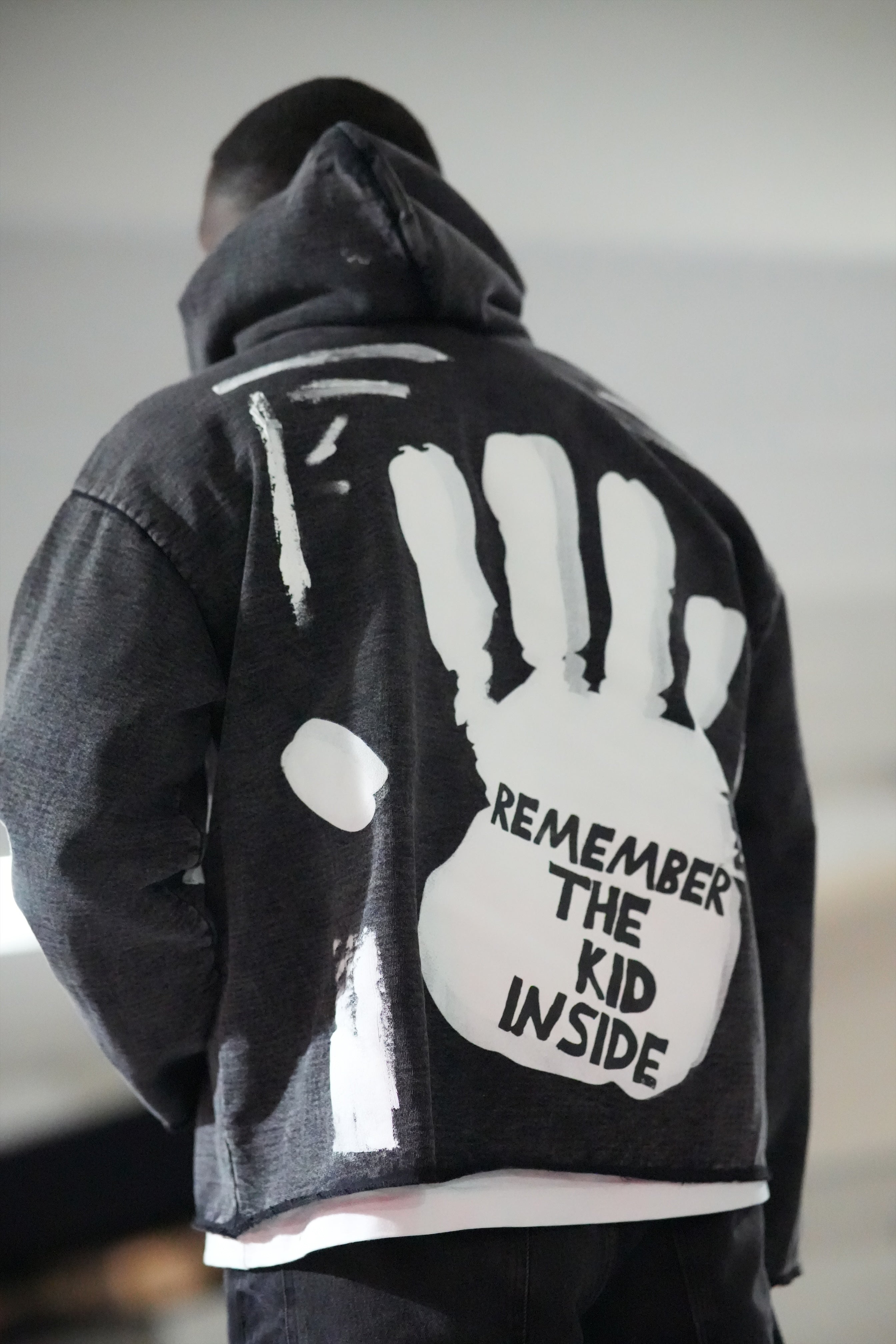 Big HaNd cRooPeD HooDIe